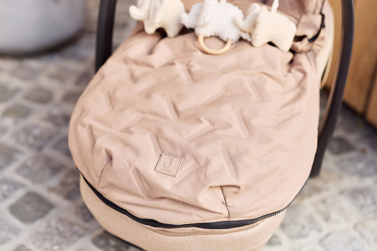 Voetenzak groep 0+ 3/5 punts gordel - Embossed